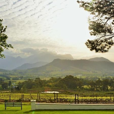 La Petite Ferme Hotel Franschhoek Exterior photo