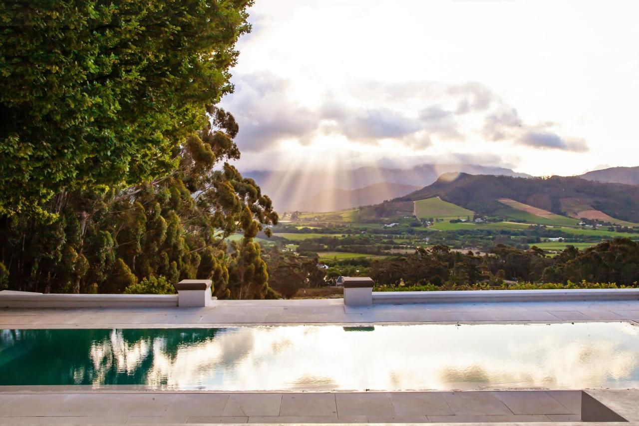 La Petite Ferme Hotel Franschhoek Exterior photo